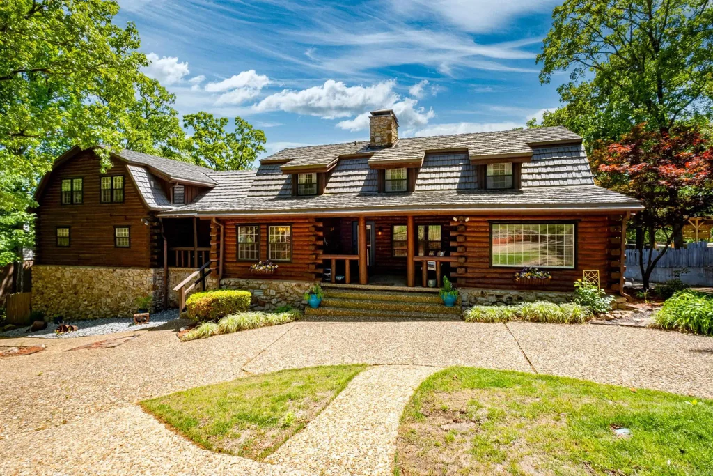 3614 Doral Drive, Little Rock