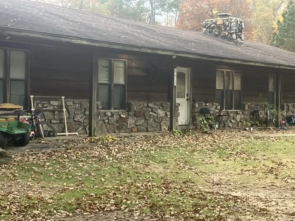 8617 Pawnee Drive, Benton