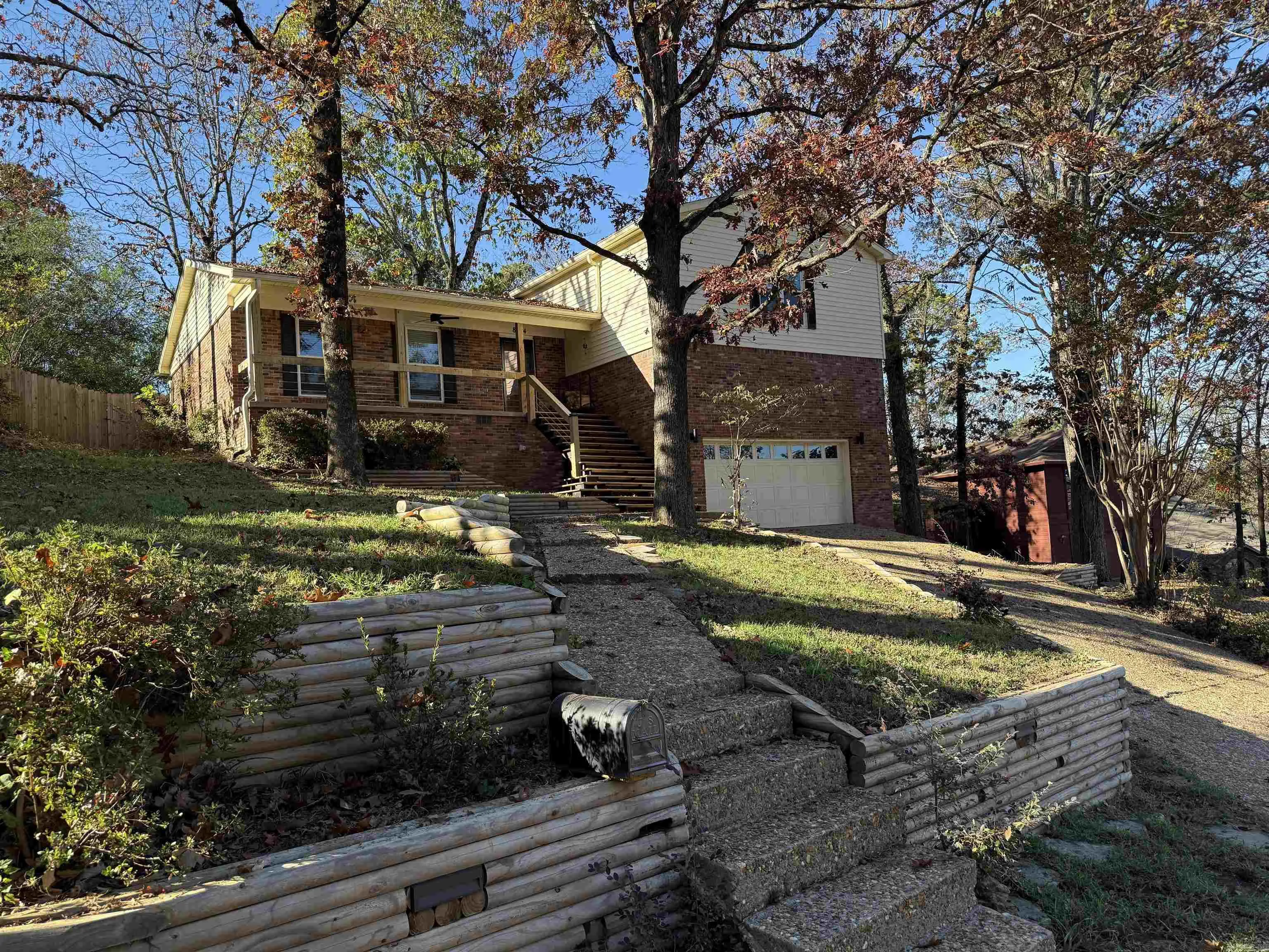 8714 Boulder Lane, Little Rock