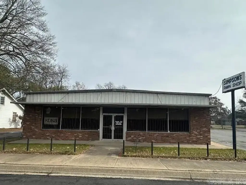 405 N Center Street, Lonoke