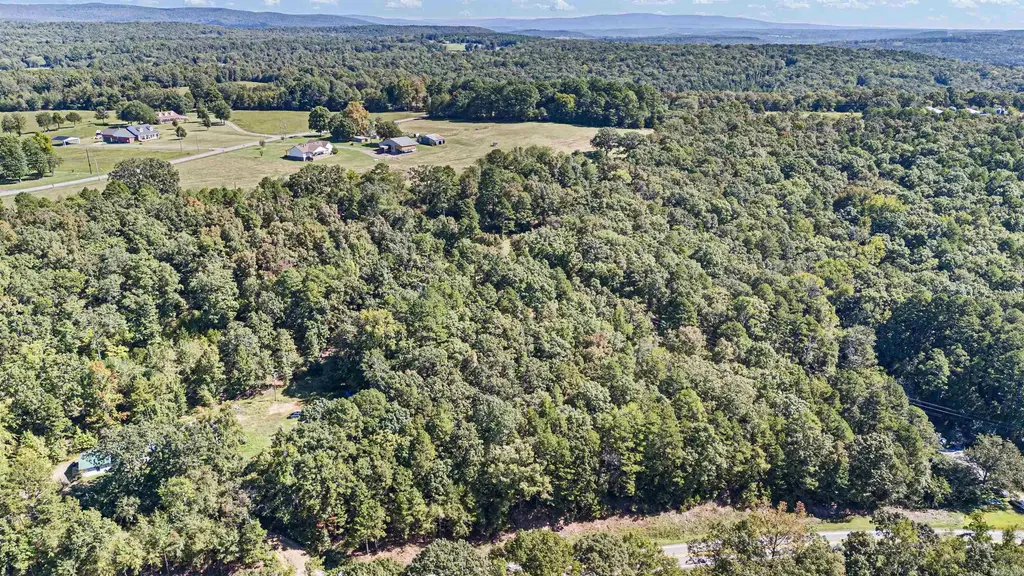 13956 N Sr 7 Highway, Dover