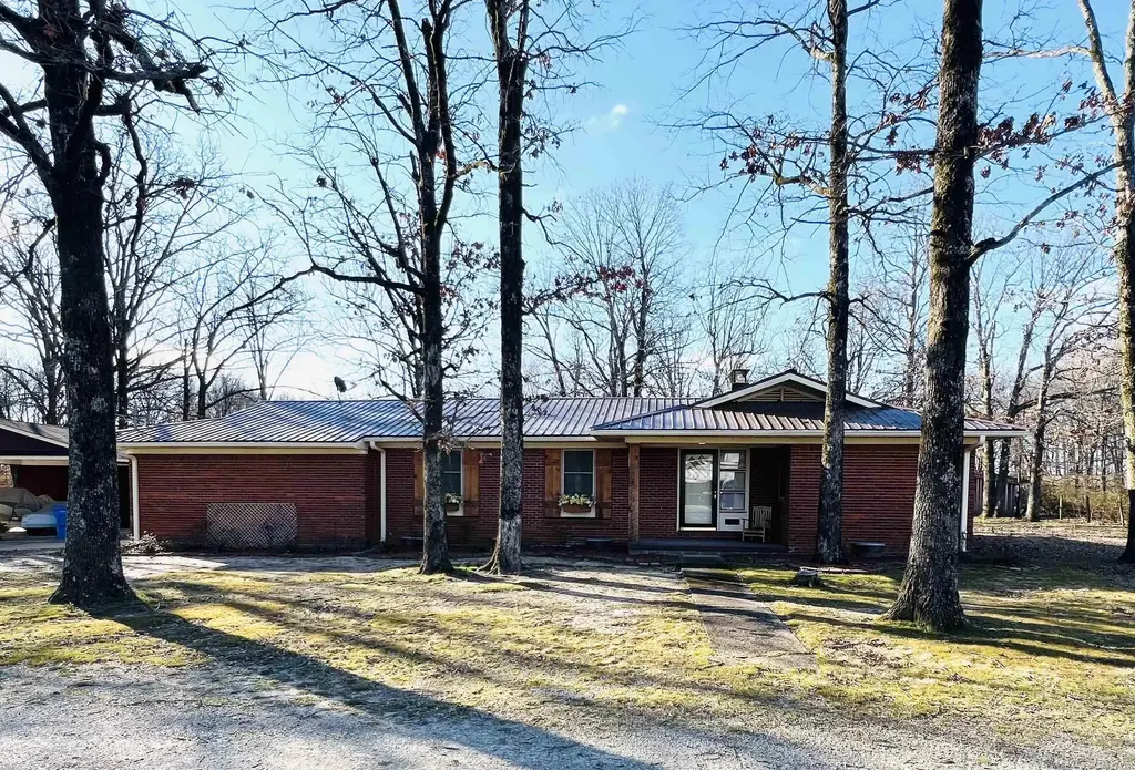 111 Clay 137 Road, Corning