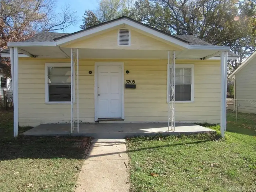 3205 Center St, Little Rock