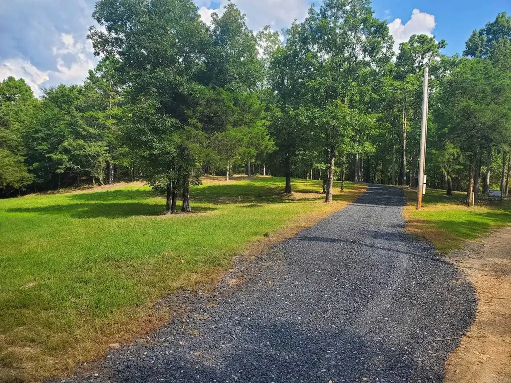133 Estelle Lane, Mena