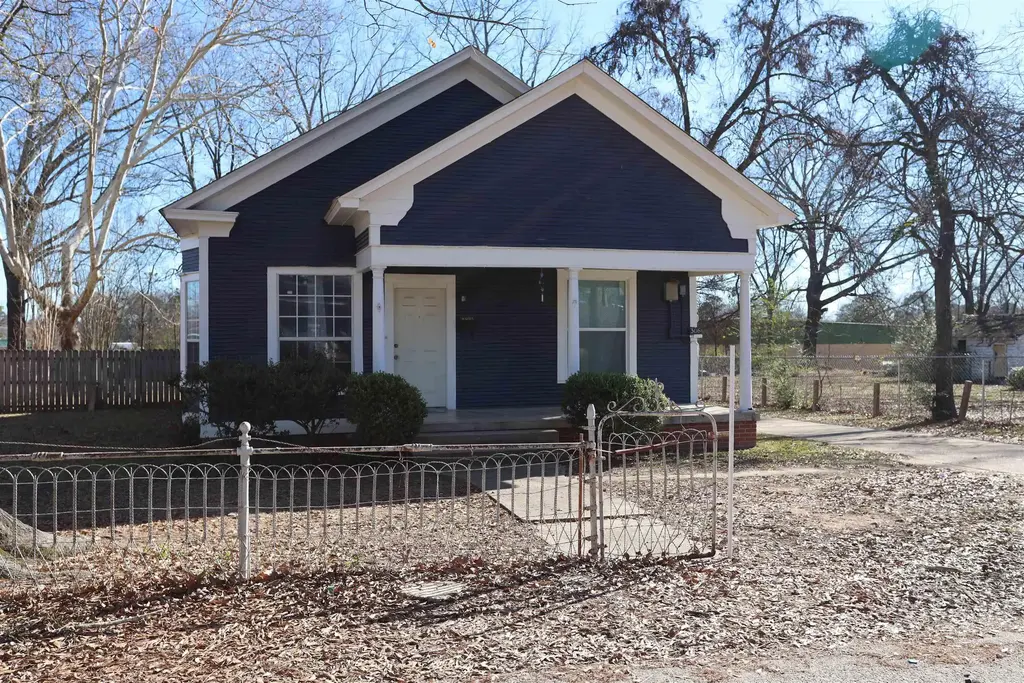 306 Arkansas, Warren