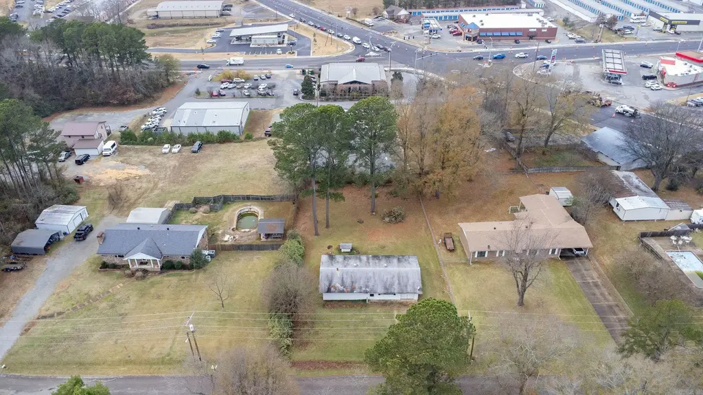 2213 Brandon Road, Bryant