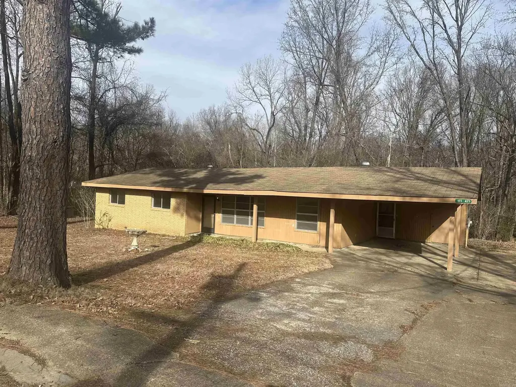 111 Sfc 421, Forrest City