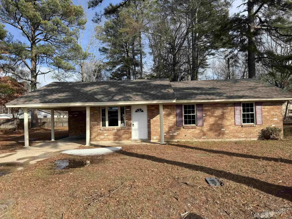 3119 S Catalpa, Pine Bluff