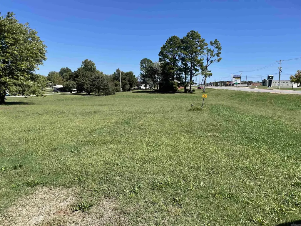 005-0002-000 Hwy 62, Gassville