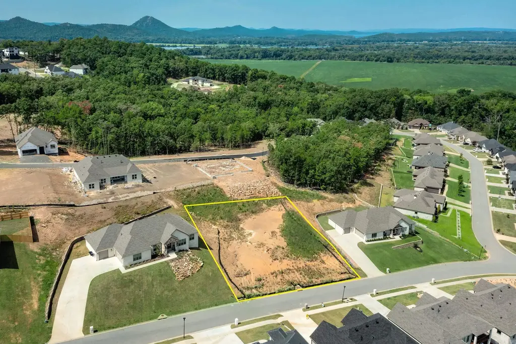 168 Maumelle Valley Drive, Maumelle