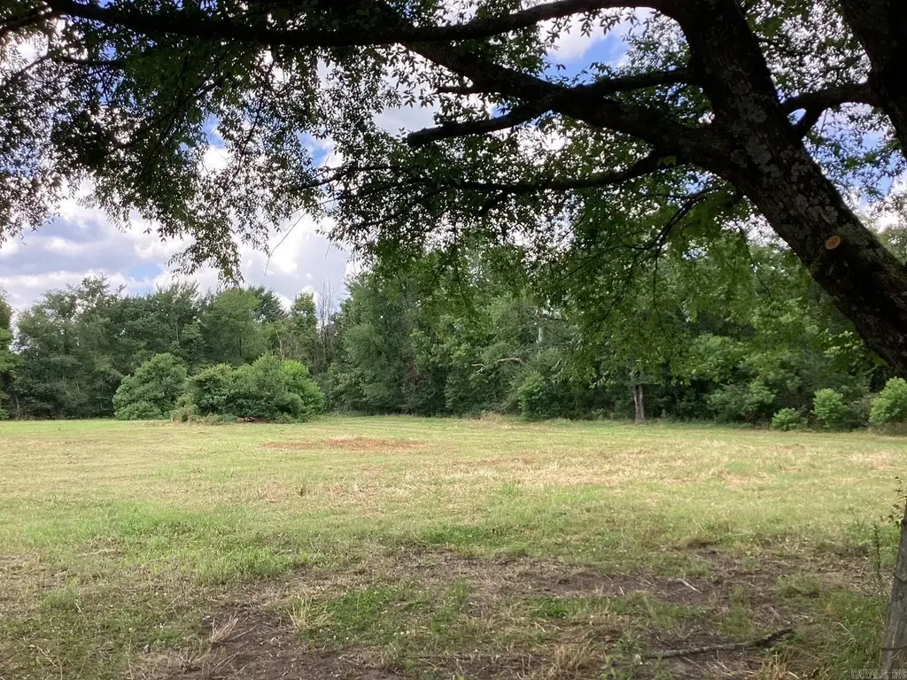 W Ave E. 39 Acres, Hope