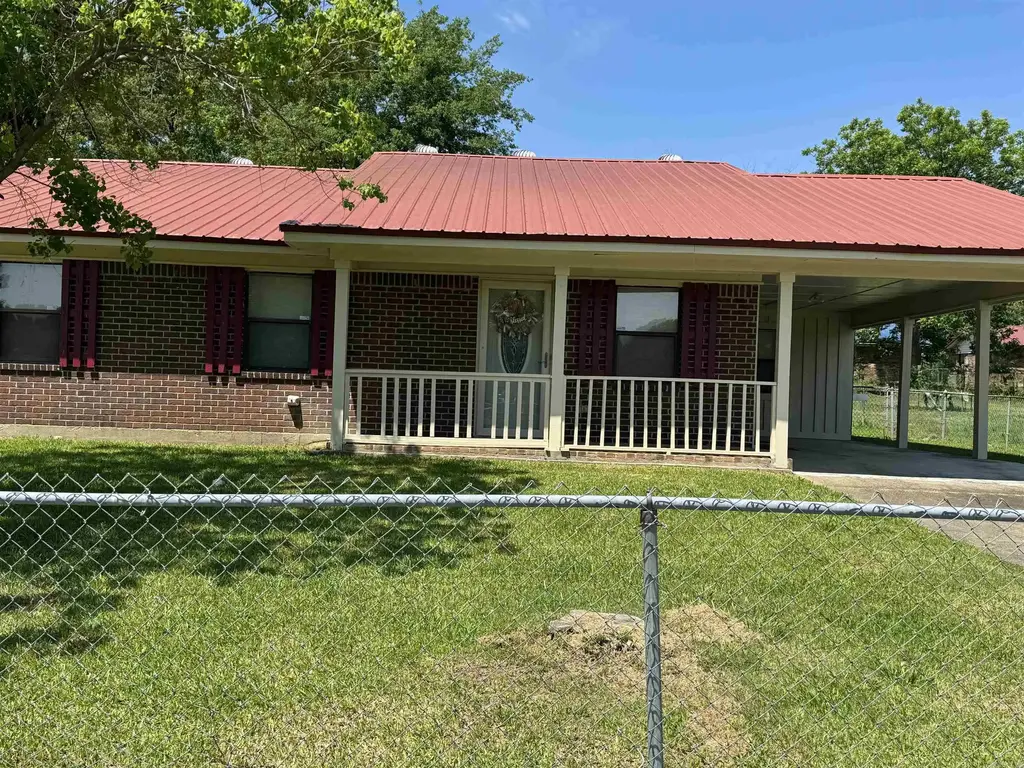 1434 Bayou Road, Eudora