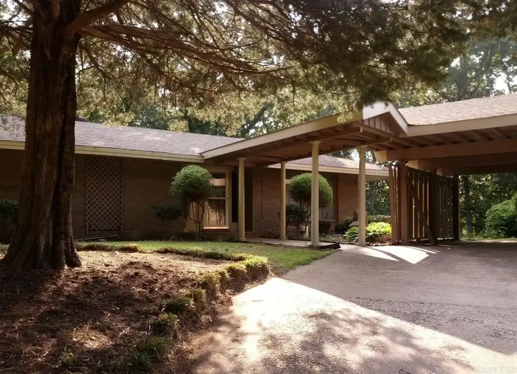 320 Mccollum Drive, Forrest City