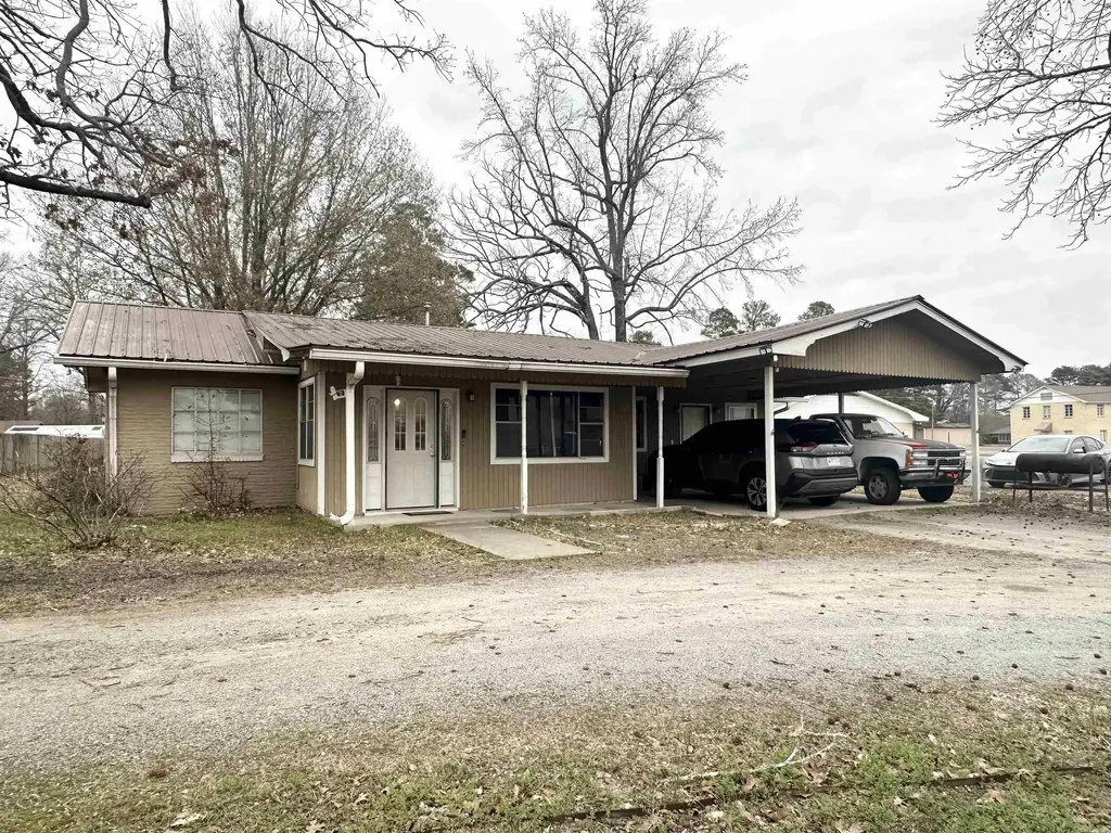 5709 Sulphur Springs Rd., Pine Bluff