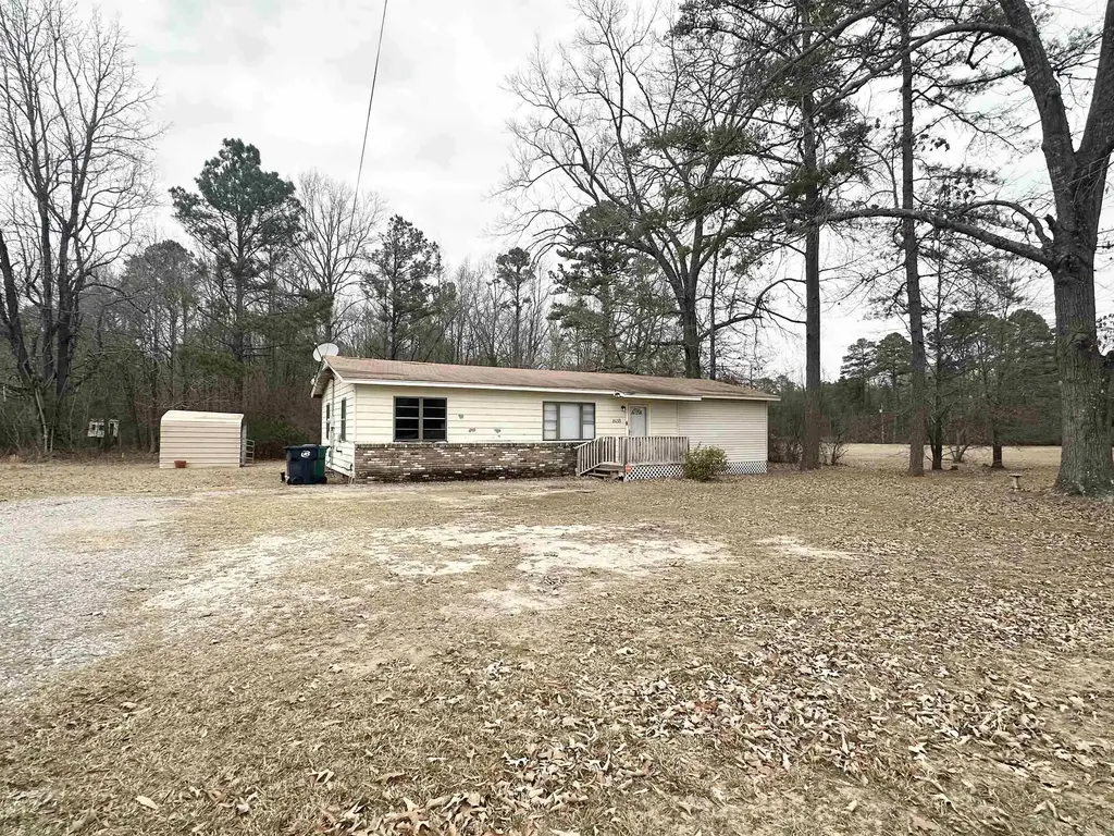 8033 Sulphur Springs Rd., Pine Bluff