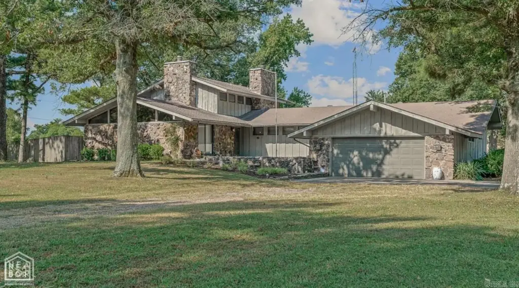 3649 N Hwy 239, Blytheville