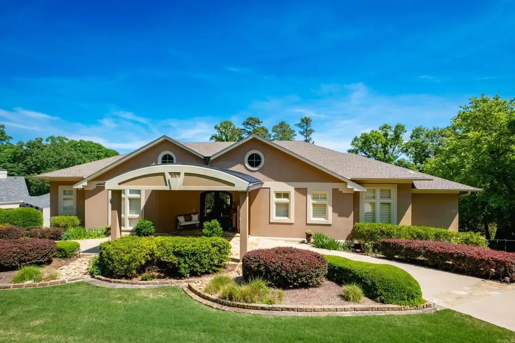 54 Carmel Drive, Little Rock