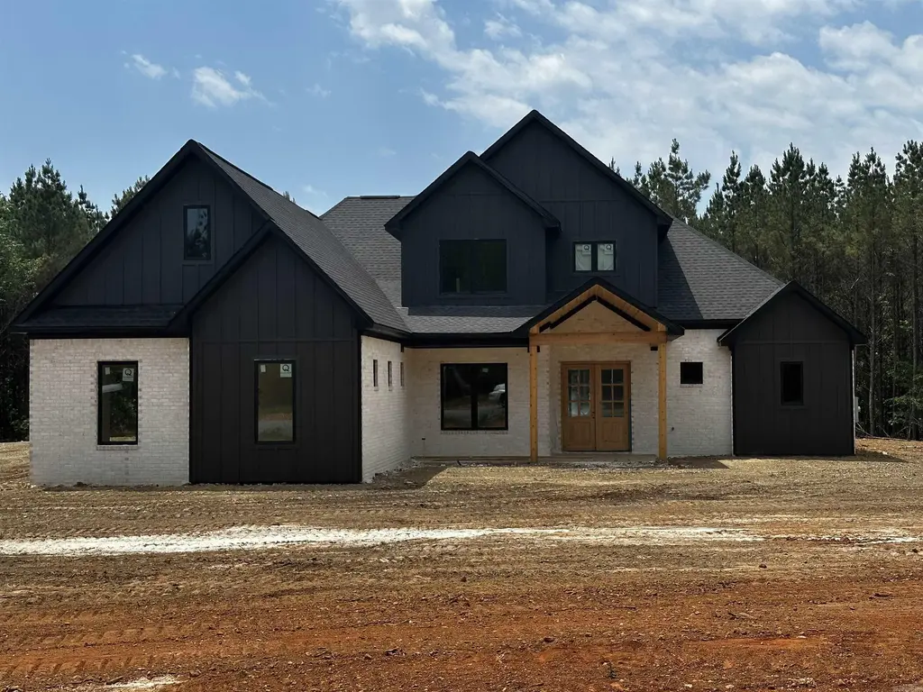 6209 Mountain Pass Drive, Benton