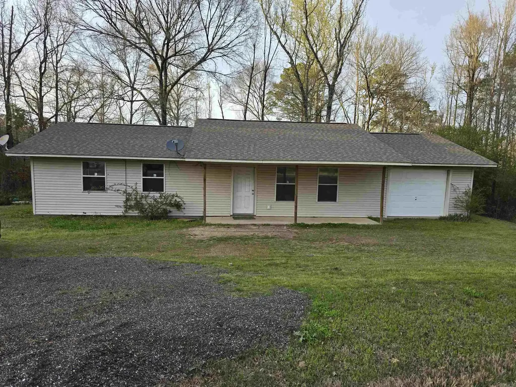 3076 Highway 26, Delight