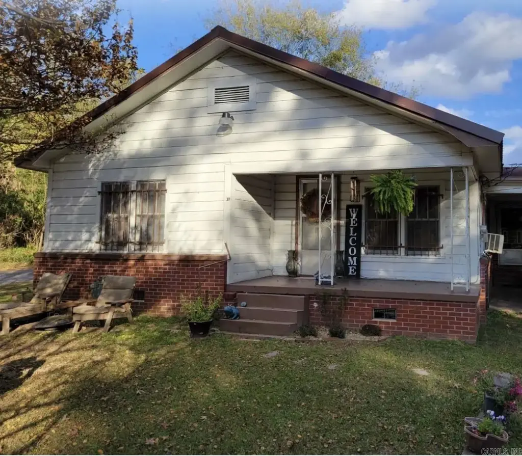 10 Columbia Rd. 425, Magnolia