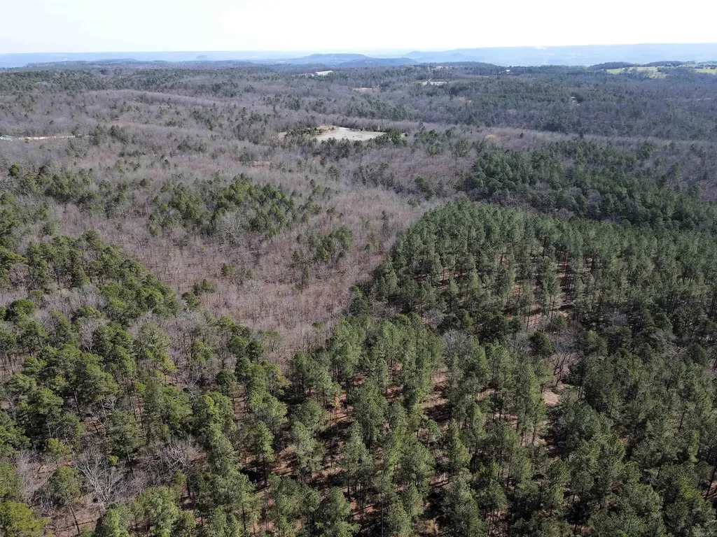 2986 E Mountain Road, Clinton