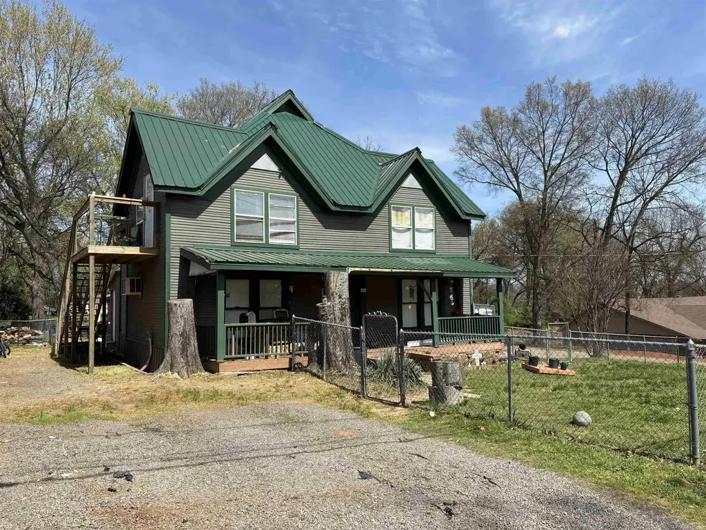 906 W Taylor St, Clarksville