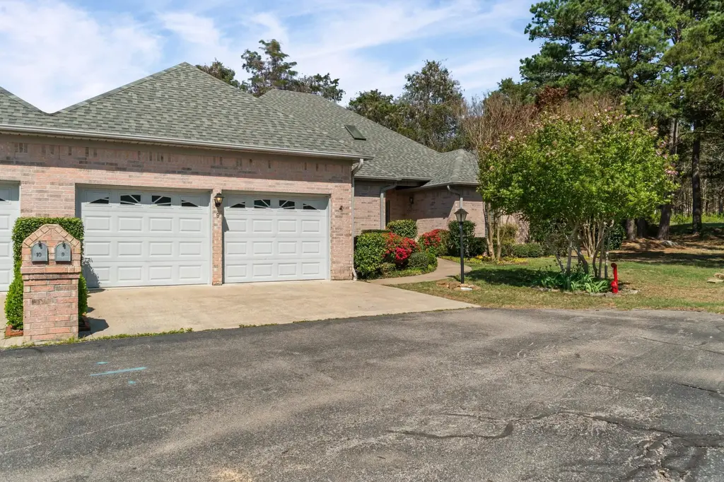9 Vinegar Hill Lane, Heber Springs