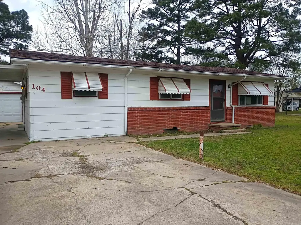 104 S. 13th Ave., Paragould