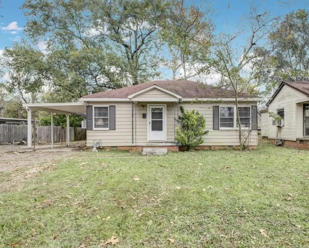 111 Saunders Drive, North Little Rock