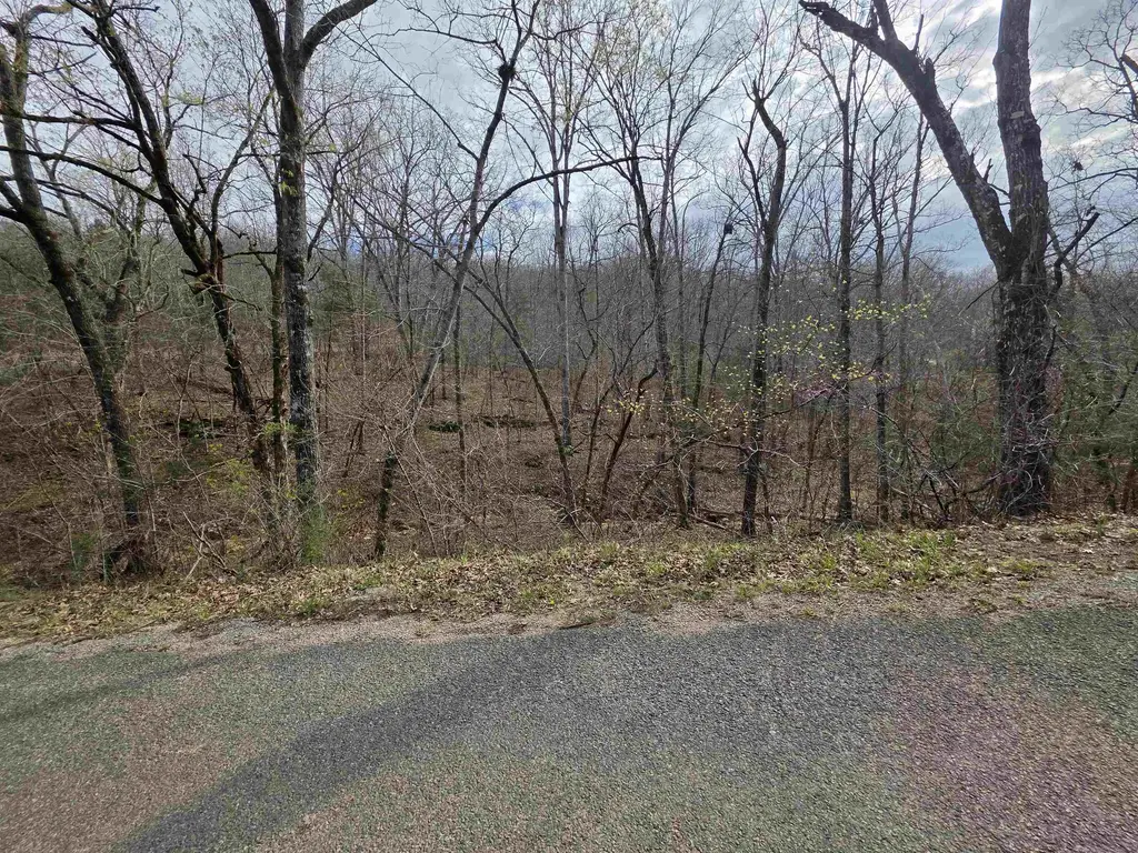 L-25 B-1 Woodland Hills Road, Hardy