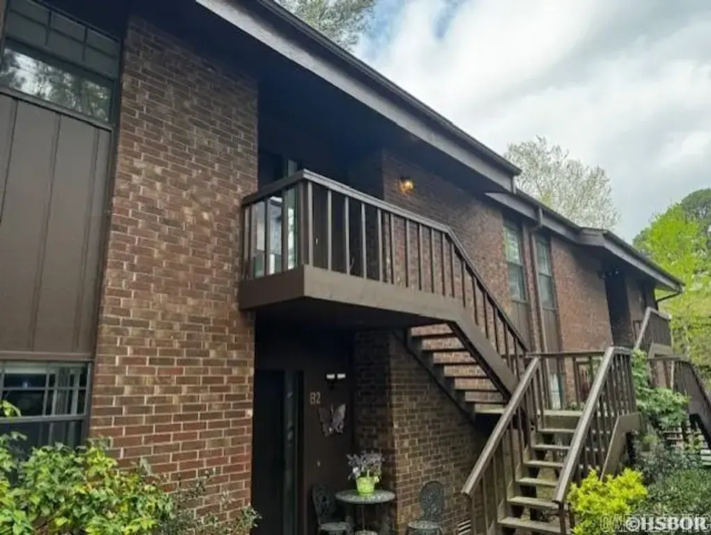 2325 Lakeshore Drive, Hot Springs