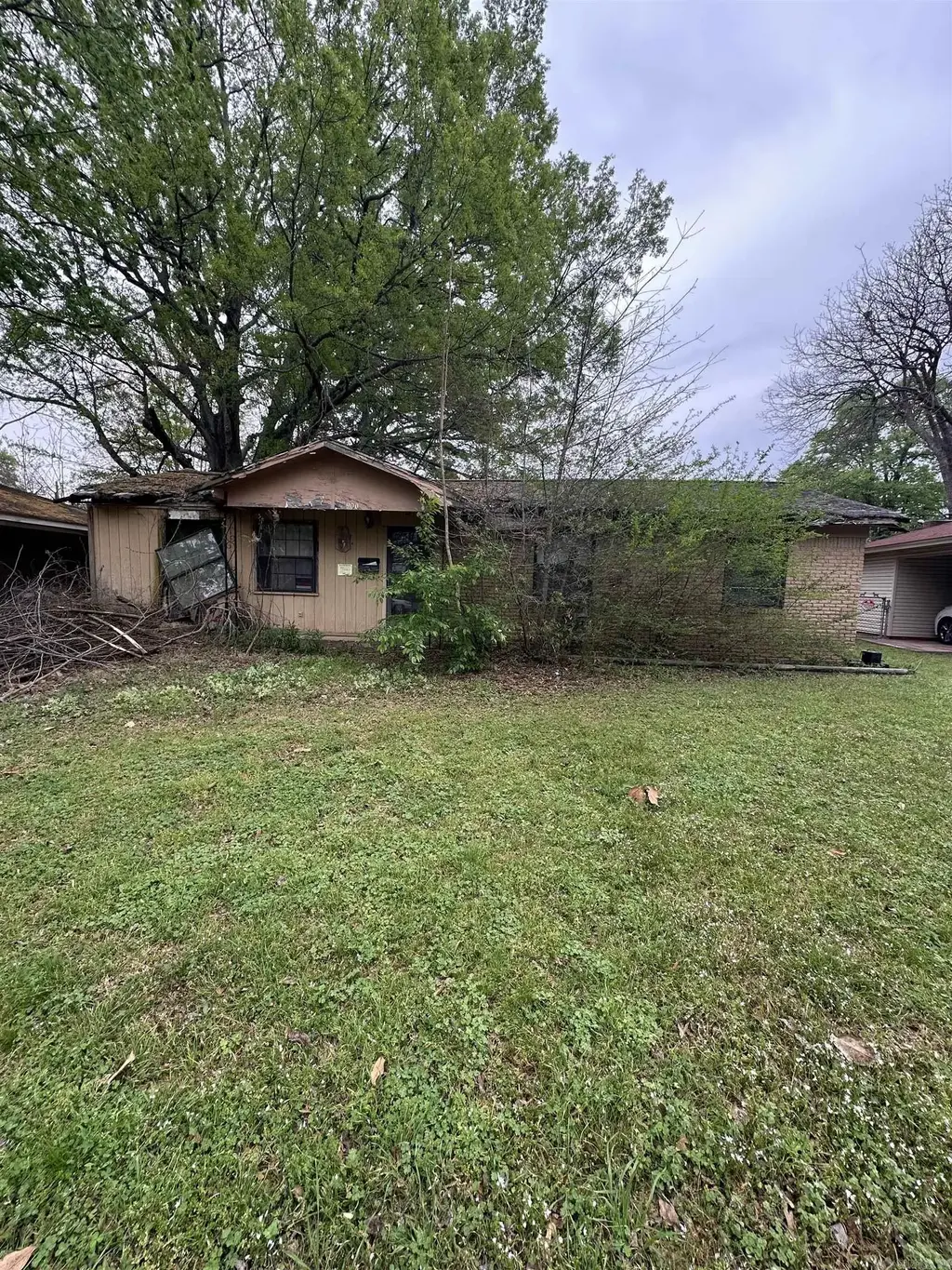 900 Barrow Drive, Pine Bluff