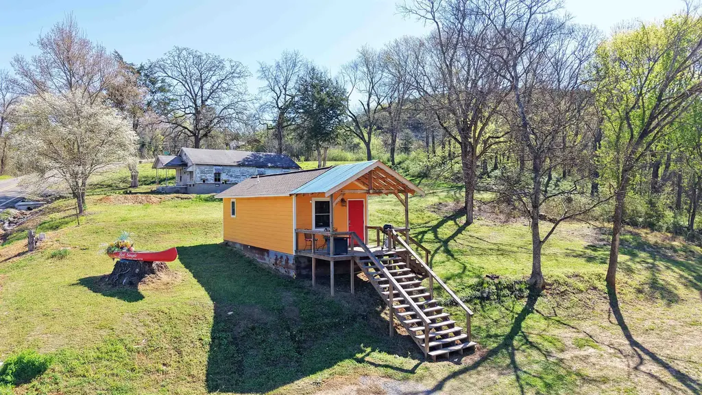 11164 W Ar 58 Hwy, Guion