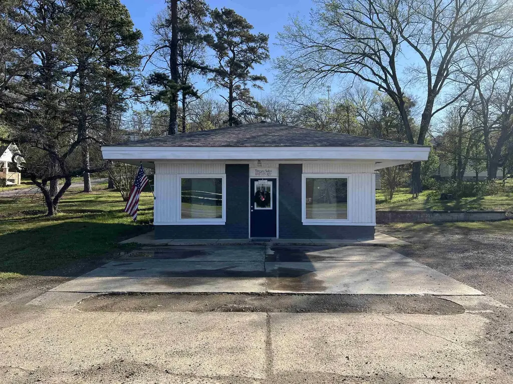 216 E Main Street, Norman