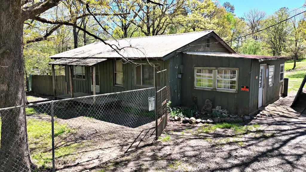 118 Polk Road 76 E, Mena