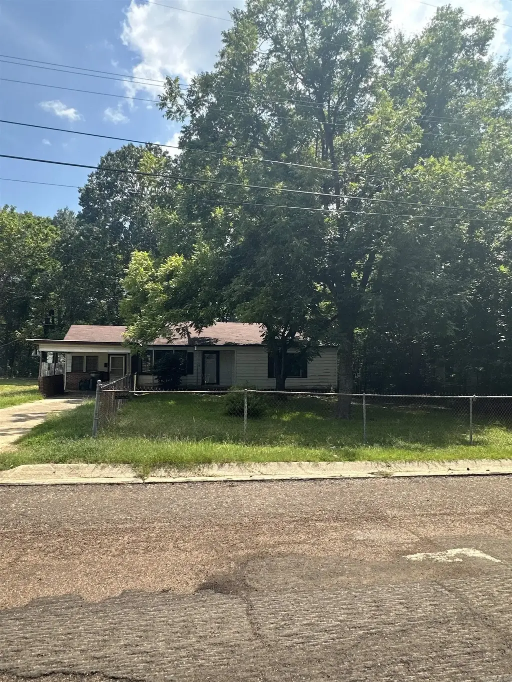 913 Calhoun, Magnolia