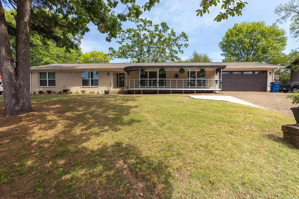 3412 North Hills Boulevard, North Little Rock
