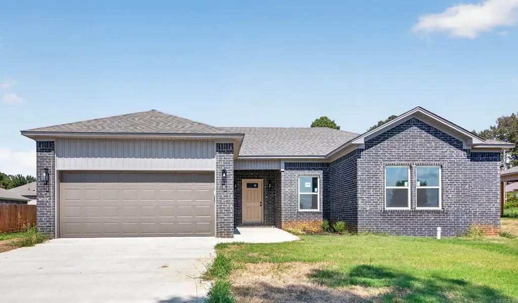 2022 Skylark Drive, Beebe