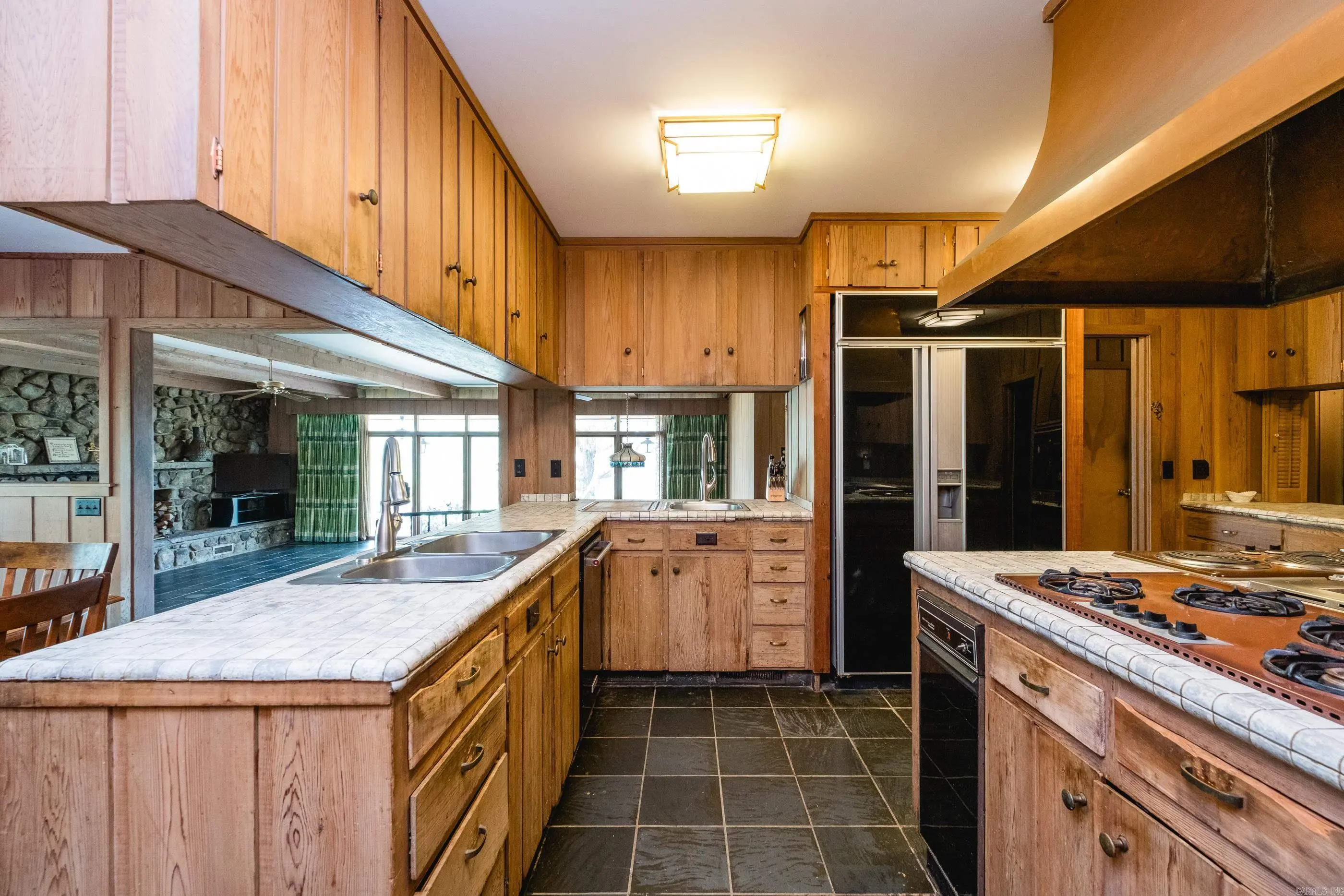 11909 Fairview Road, Little Rock Property Listing: MLS® #26014105