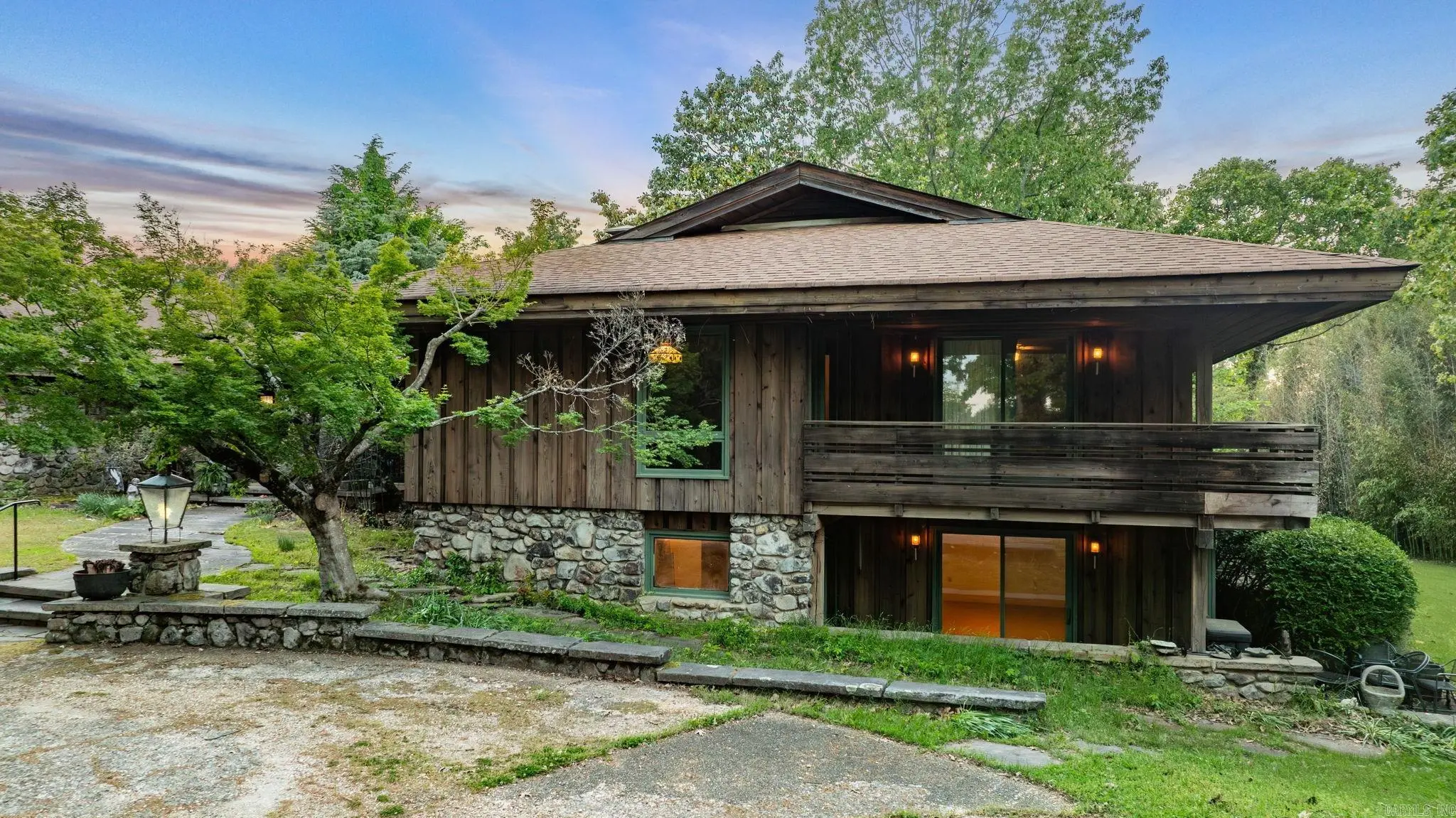11909 Fairview Road, Little Rock Property Listing: MLS® #26014105