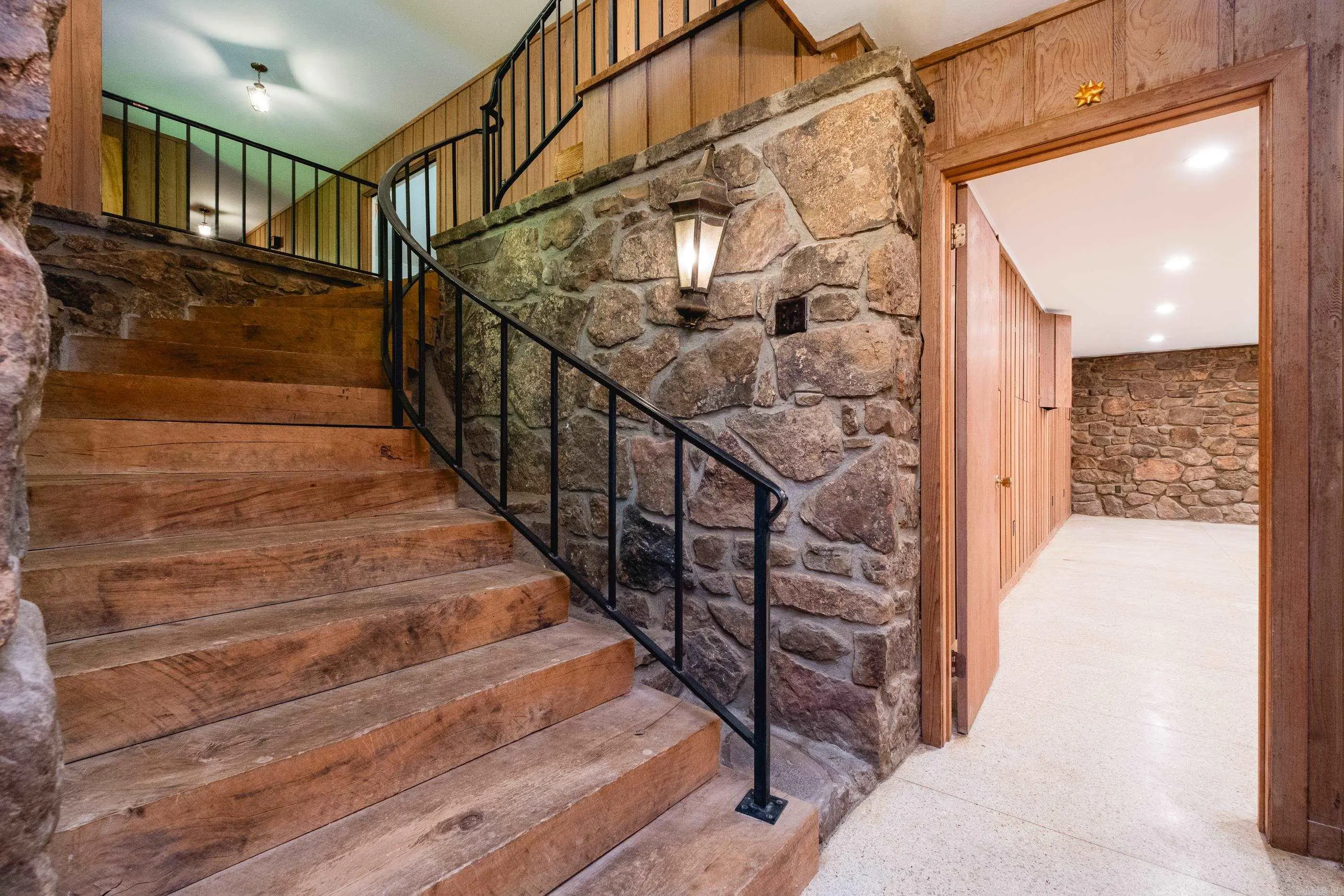 11909 Fairview Road, Little Rock Property Listing: MLS® #26014105