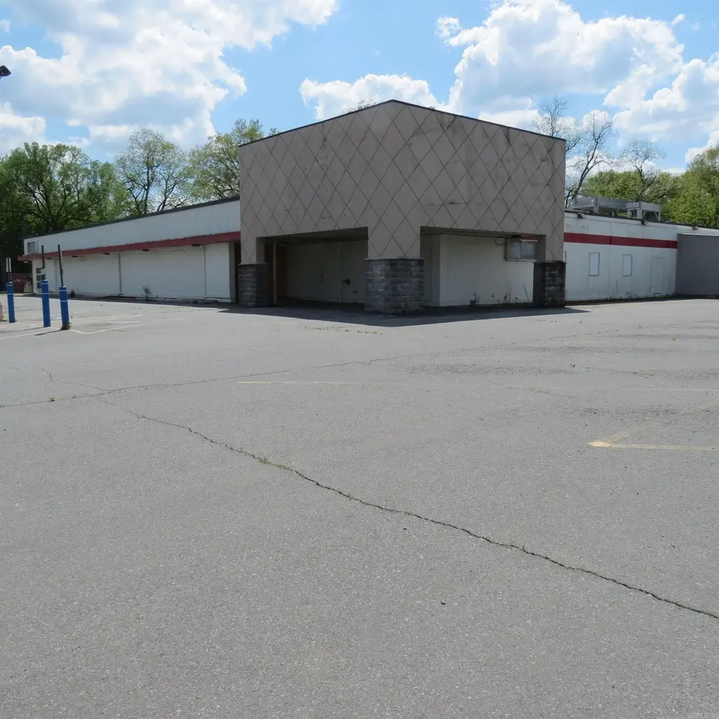 600 S Ash Street, Pine Bluff