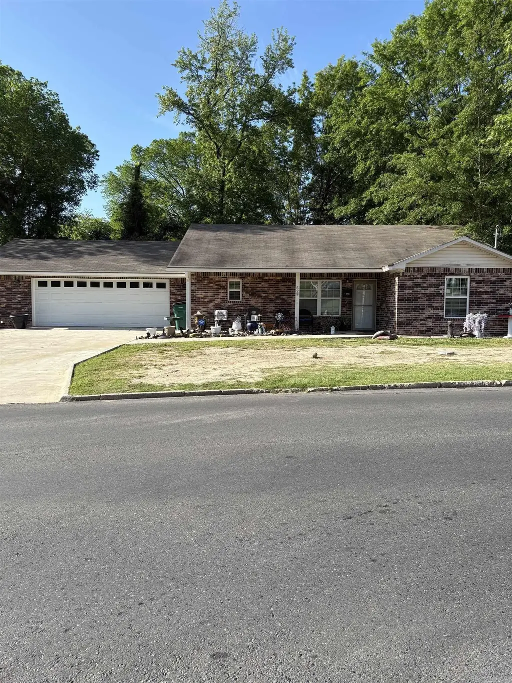 529 W Grove St., El Dorado