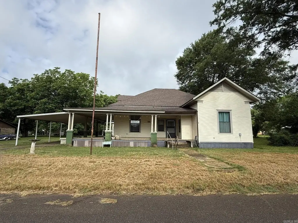 125 N Mercer Street, Mineral Sprs.