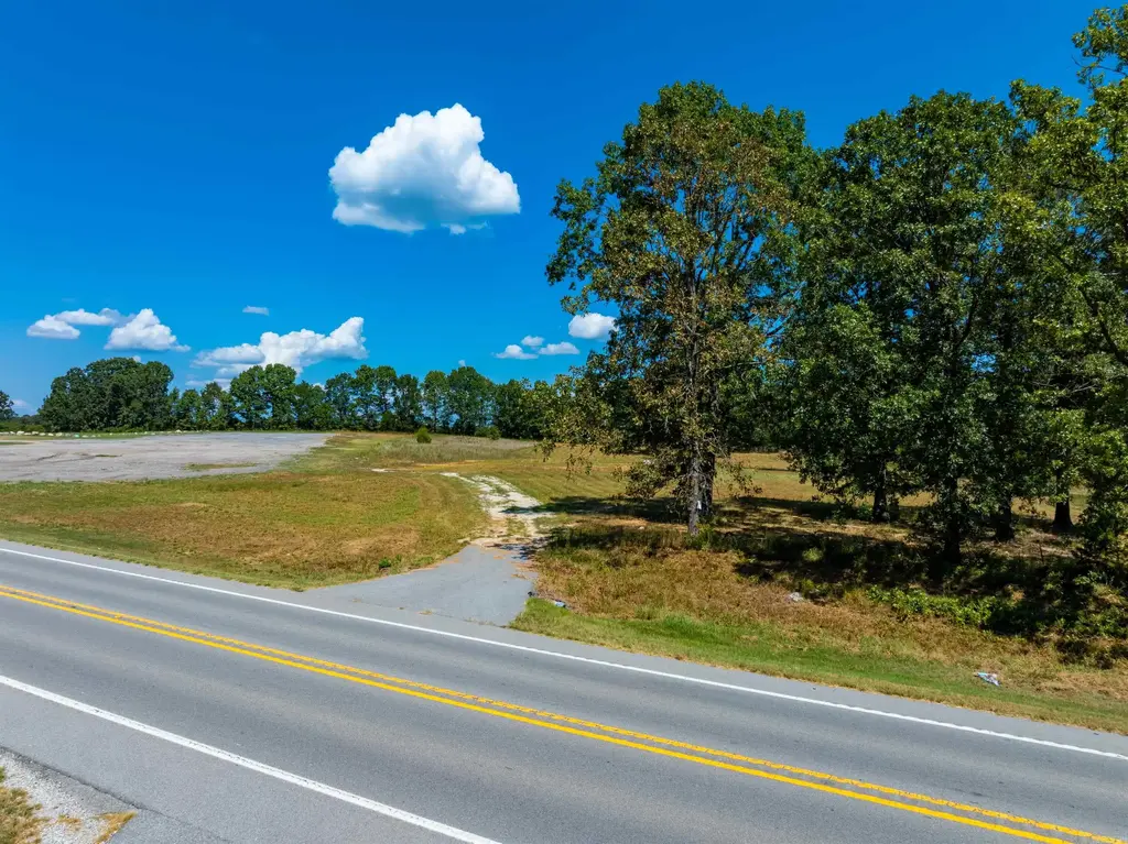0 Hwy 62e/412, Glencoe