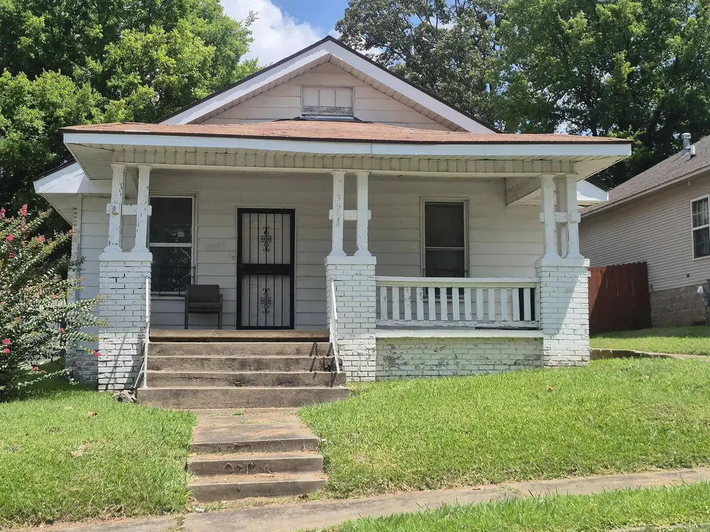 3904 W 11 Street, Little Rock