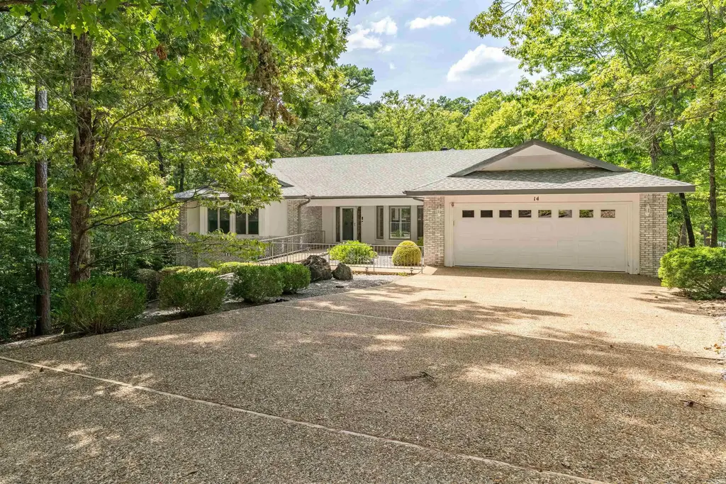 14 Narvaez Way, Hot Springs Village