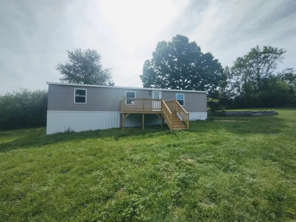 10633 Hwy 66, Timbo