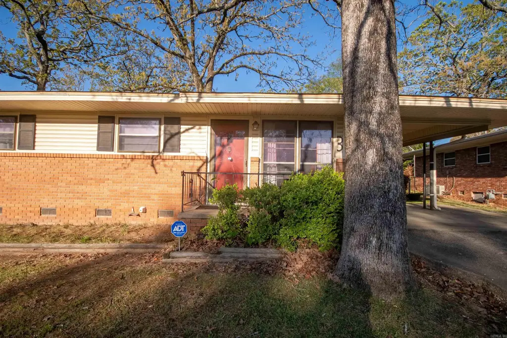 3 La Vista Drive, North Little Rock