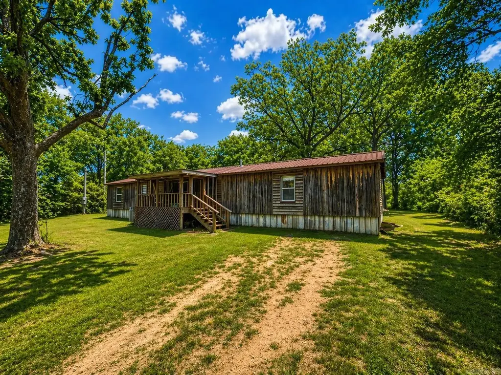 5377 N Hwy 27, Story